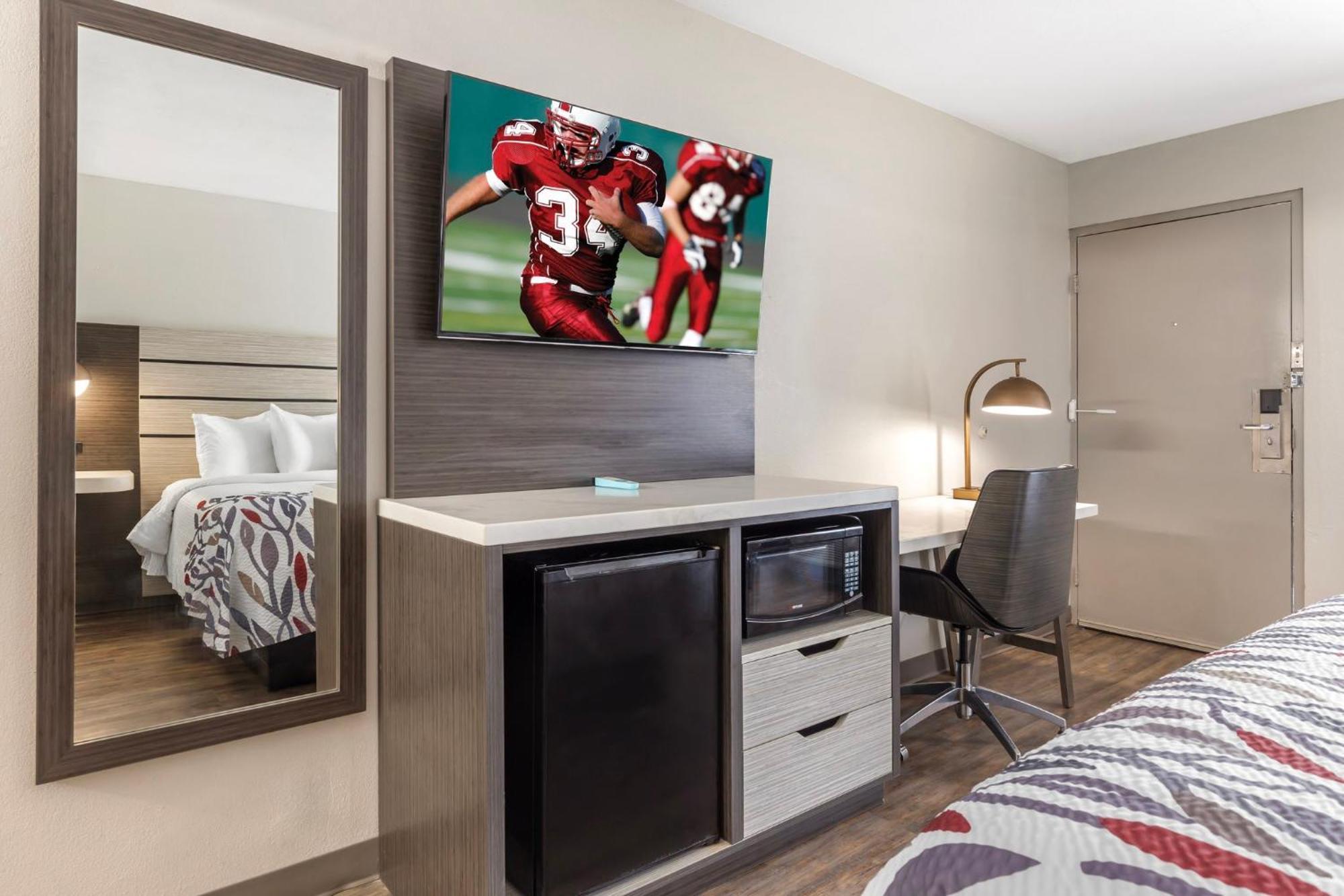 Red Roof Inn Дън Екстериор снимка